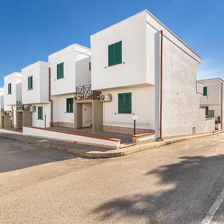 Blusea Beach Apartments San Pietro in Bevagna Exterior foto