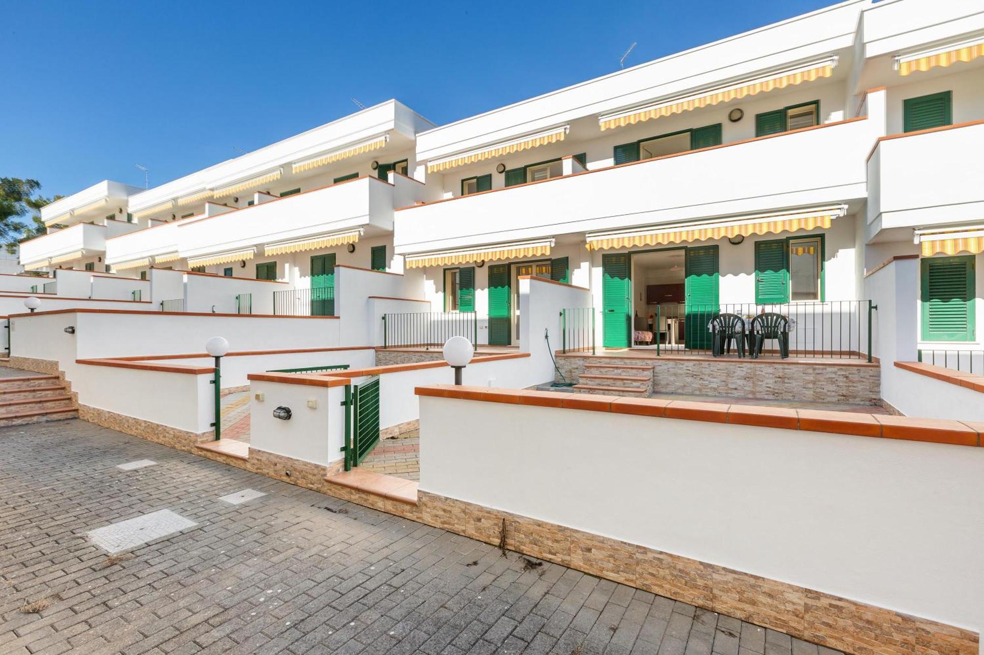 Blusea Beach Apartments San Pietro in Bevagna Exterior foto